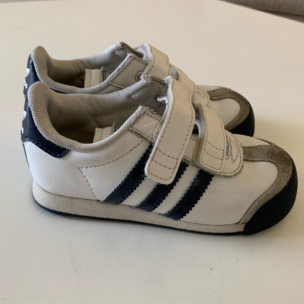 Toddler Adidas Sneakers (navy & white)